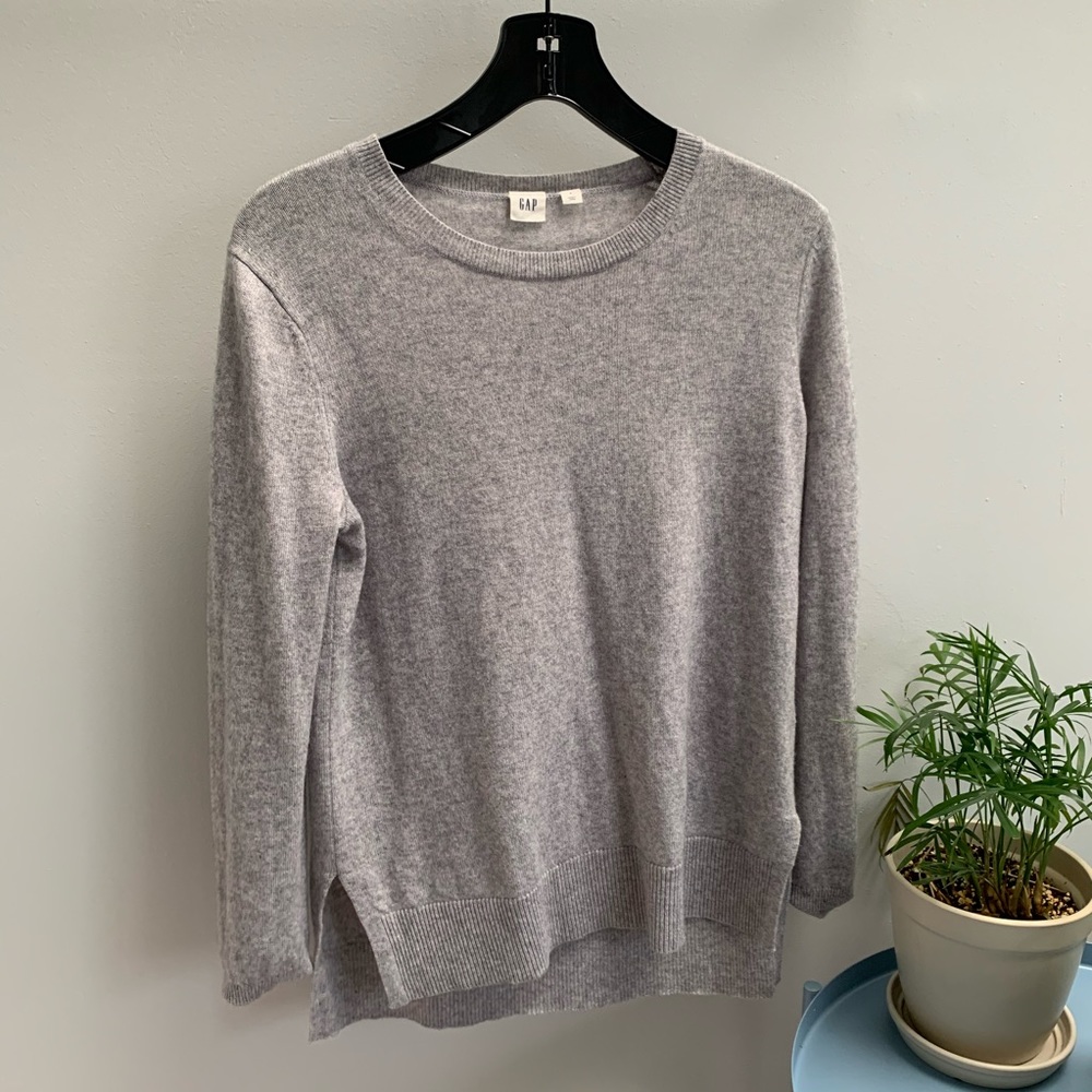 GAP merino wool cashmere blend sweater